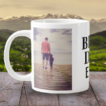 Best Bad Ever Vatertag 2 FotoCollage Jumbo-Tasse<br><div class="desc">Best Bad Ever Vatertag 2 Foto Collage Riesenkaffee Tasse. Personalisieren Sie die Tasse mit Ihren Fotos - fügen Sie zwei Fotos in die Vorlagen ein. Moderne schwarze, fett formatierte Typografie Bester Vater - Sie können jeden Teil des Textes ändern, wenn Sie gewollt haben. Schaffen Sie ein eigenes personalisiertes Vatertagsgeschenk für...</div>