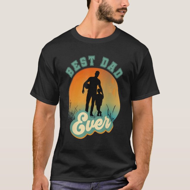 Best Dad Ever Retro Sunset Football Daddy & Son T-Shirt (Vorderseite)