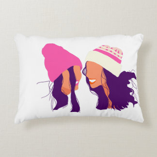 Best Friends Illustration • Modern Accent Pillow Dekokissen