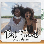 Best Friendship White Foto Fotoplatte<br><div class="desc">Feiern Sie Ihre beste Freundin und Freundschaft mit einer benutzerdefinierten Foto-Sake-Plakette. Ob Geburtstag oder Weihnachten - diese beste Freundplakette ist ein wunderbares Geschenk, das noch viele Jahre lang ein Schatz sein wird. Personalisiert mit Ihrem besten Freund Foto und Namen. COPYRIGHT © 2020 Judy Burrows, Black Dog Art - Alle Rechte...</div>