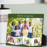 Beste Familie je - Benutzerdefinierte FotoCollage  Fotoplatte<br><div class="desc">Behalt deiner Familie nah mit dieser hübschen Foto-Plakette im Easelstil. Die Vorlage für das Set ist bereit für Sie, um 5 Ihrer Lieblings-Fotos hinzuzufügen. Das Foto wird als Hintergrund verwendet und die restlichen 4 Foto werden in einem Zickzack-Foto am unteren Rand dargestellt. Der Beispieltext lautet "Beste Familie je", den Sie...</div>
