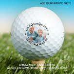Beste Opa je Custom Foto Titleite Golfball<br><div class="desc">Beste Opa je ... Zwei Ihrer Lieblingssachen, Golf und Ihre großen Kinder ! Jetzt kannst du sie mitnehmen, während du 18 Löcher spielst. Passen Sie diese Golfbälle mit dem beliebten Foto und dem Namen Ihres Enkels an. Ob Geburtstag, Vatertag oder Weihnachten, diese großartigen Golfbälle sind ein Favorit. Großartige Geschenke für...</div>