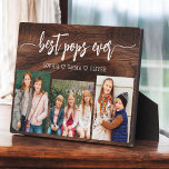 Beste rustikale Pop Großoper FotoCollage Fotoplatte<br><div class="desc">Capture die Liebe zwischen Pop Pop und seinen Enkelkindern mit unserem Großvater Großkinder Foto Collage Plaque. Diese personalisierte Gedenktafel beherbergt eine herzerwärmende Collage aus Foto, in der wunderbar die von Papa und seinen geliebten Enkelkindern geteilten wertvollen Momente präsentiert werden. Um die Fotos herum ist der beliebte Titel "Poppy", der dem...</div>