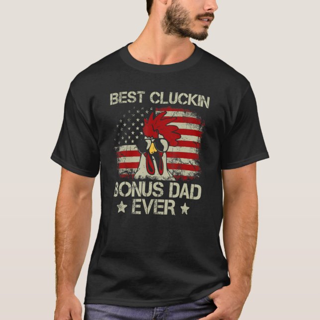Bester Cluckin Bonus Vater je Hühneramerikanischer T-Shirt (Vorderseite)