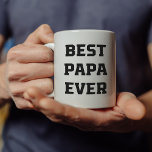 Bester Papa je | Fett Moderner Text und Foto Kaffeetasse<br><div class="desc">Diese moderne Schwarz-Weiß-Tasse für den Vatertag sagt "Bestes Papa-je" in fett-,  männlich-schwarzer Typografie und zeigt auch Ihr beliebtes persönliches Foto. Das perfekte Geschenk für Ihren Großvater oder Großvater!</div>