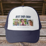 Bester Vater je | Drei Fotos Truckerkappe<br><div class="desc">Dieser hat drei Fotorahmen für Bilder von Kindern oder Papa. Dark blue text "Best Vater Ever" erscheint oberhalb der bilder und der benutzerdefinierte Text unten erlaubt es Ihnen,  mit Kindernamen zu personalisieren. Dies ist ein perfektes herzliches Vatertag oder Geburtstagsgeschenk für jeden Papa.</div>