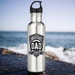 Bester Vater je Modernes Vatertagsgeschenk Edelstahlflasche<br><div class="desc">Der größte Vater der Welt,  je modern Typografie Design in Grau,  Schwarz und Weiß,  kühl und einfach,  großartiges Geschenk für Papa am Tag des Vaters,  Geburtstag,  etc. Stellen Sie es mit Ihren eigenen Worten und Farben ein.</div>