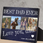 Bester Vater je Vatertag 4 Foto Collage Fotoplatte<br><div class="desc">BEST VATER EVER fett weiß Typografie auf rustikal dunkelmarineblau Kalkboard Happy Vatertag personalisierte Plakette mit Ihren 4 Fotos,  Ihren Text,  und Ihre Unterschrift.</div>