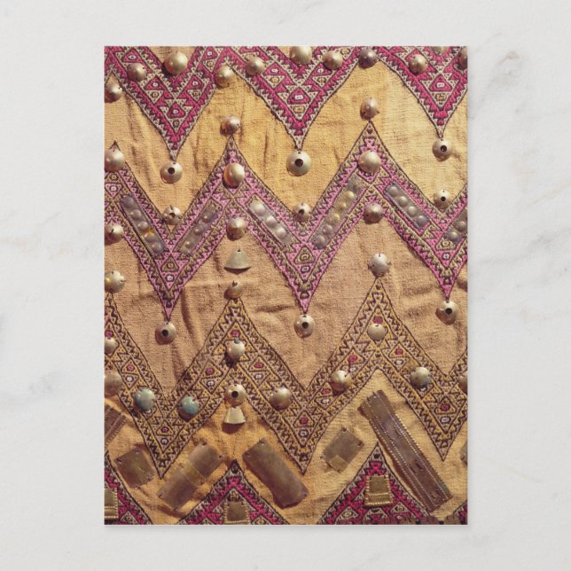 bestickte Stoffpartie mit Goldplaketten Postkarte (Vorderseite)