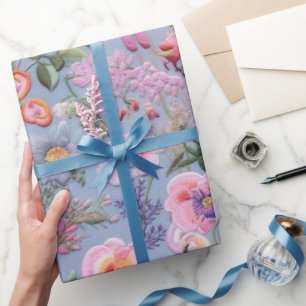 besticktes, florales, nahtloses Muster Geschenkpapier