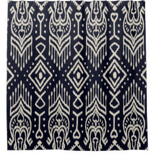 Besticktes Ikat-Gewebe: Ethnisches Eleganz. Duschvorhang