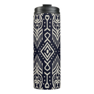 Besticktes Ikat-Gewebe: Ethnisches Eleganz. Thermosbecher