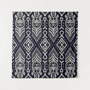 Besticktes Ikat-Gewebe: Ethnisches Eleganz. Wandteppich
