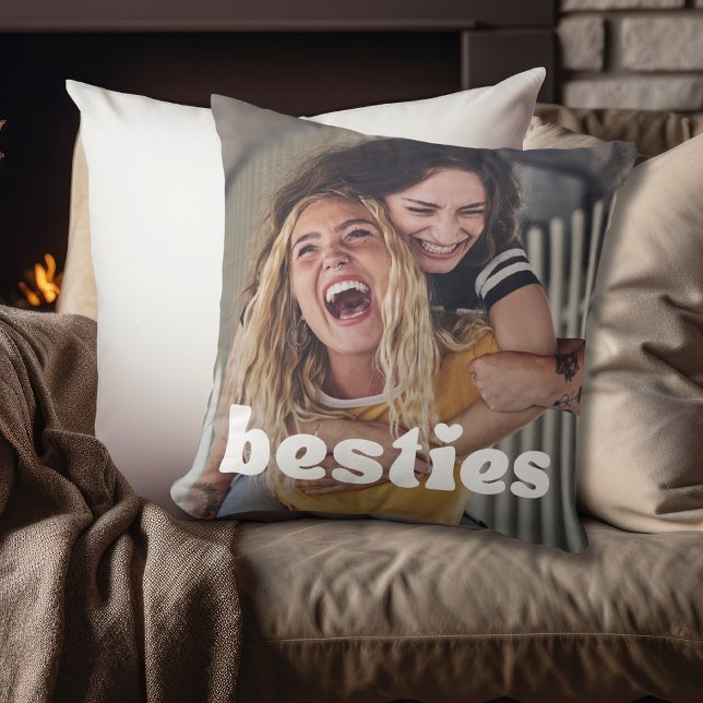 Besties Modern Typography Friendship Photo Kissen (Von Creator hochgeladen)