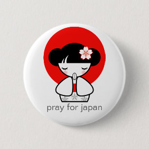 Beten Sie für Japan Kokeshi-Puppe Button