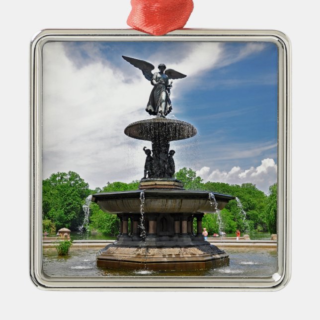 Bethesda "Engel des Wassers" Central Park, NYC Silbernes Ornament (Vorne)