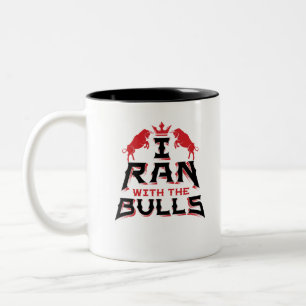 Betrieb der Bulls Pamplona San Merin Souvenir Zweifarbige Tasse