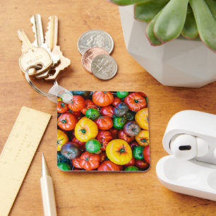 Betriebe Farbige Tomatenernte Schlüsselanhänger