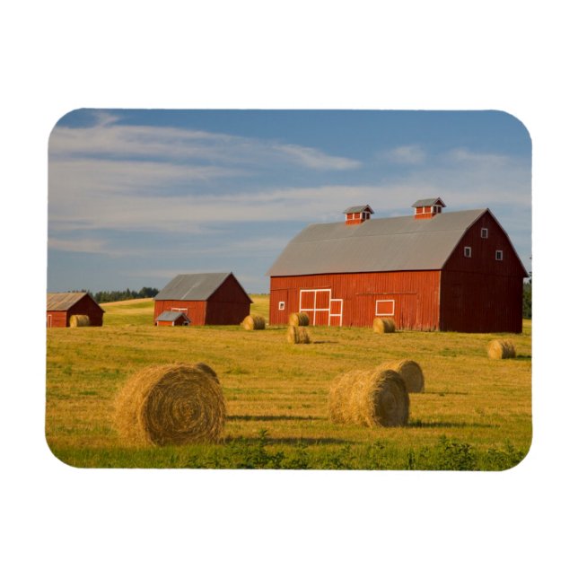 Betriebe | Red Barns Near Hay Bales Magnet (Horizontal)
