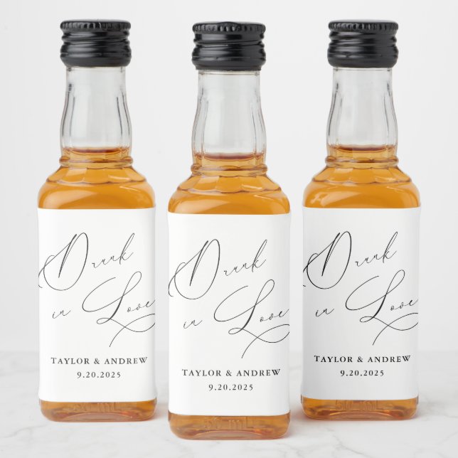 Betrunken in der Liebe Schwarz & Weiß Hochzeitsfla Alkoholflaschenetikett (Flaschen)