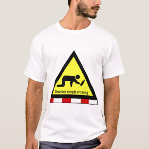 Betrunkene, die ⚠ thailändisches ⚠ überqueren T-Shirt
