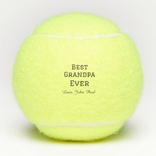 Bets Opa je Großvater gibt einfachen Namen Tennisbälle