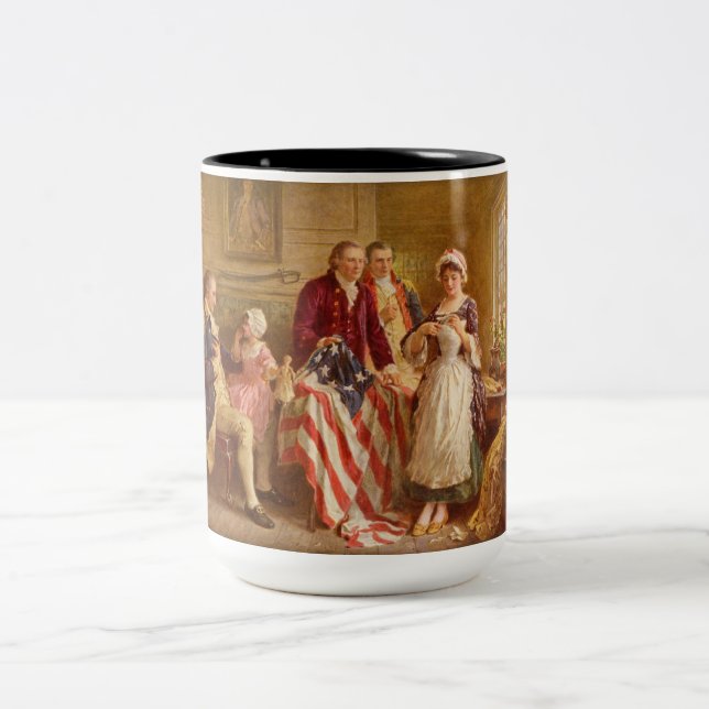Betsy Ross, 1777 (American History) (USA Patriot) Zweifarbige Tasse (Mittel)