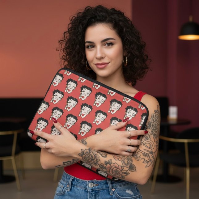 Betty Laptop-Hülle Laptopschutzhülle (Von Creator hochgeladen)
