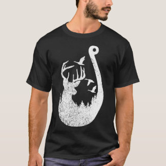 Beunruhigender Fischhahn, der Hirsch und Ente jagt T-Shirt