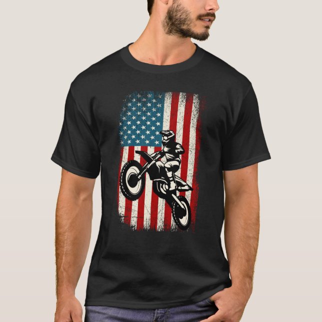 Beunruhigte amerikanische Flagge Vintager Dirt Bik T-Shirt (Vorderseite)