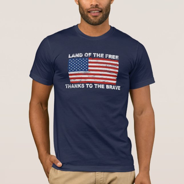 Beunruhigtes US-Flaggen-Land des freien T - Shirt (Vorderseite)