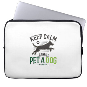 Bewahren Sie Ruhe und streicheln Sie einen Hund Vi Laptopschutzhülle