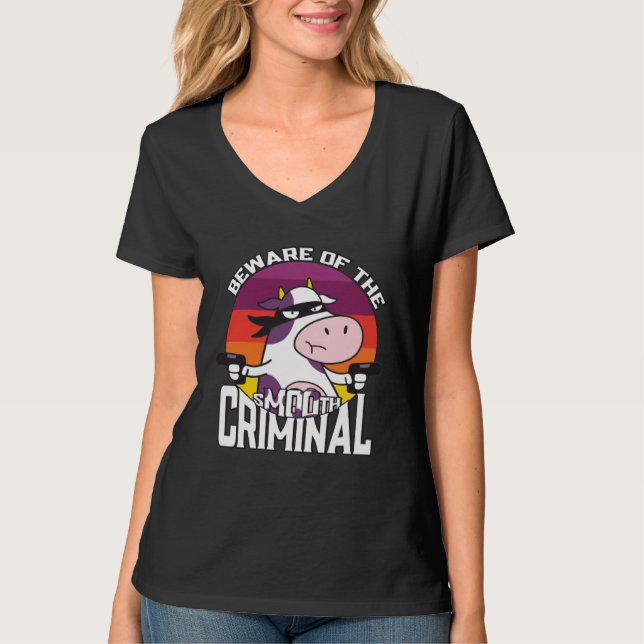 Beware of the sMOOth criminal  cow  for kids T-Shirt (Vorderseite)