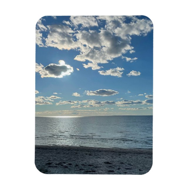 Bewölkter blauer Himmel leerer Strand  Magnet (Vertikal)