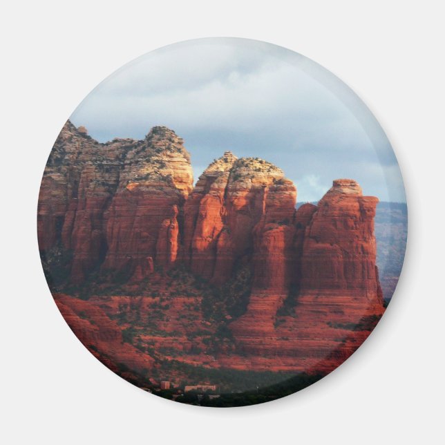 Bewölkter Coffee Pot Rock in Sedona Arizona Magnet (Vorne)