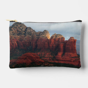 Bewölkter Coffee Pot Rock in Sedona Arizona Zubehörtasche
