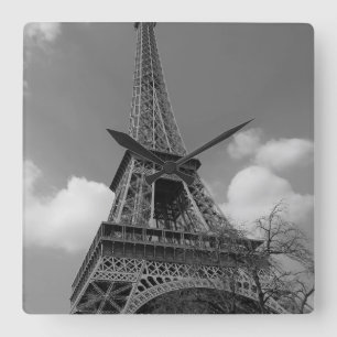 Bewölkter Eiffel in Schwarzweiss, 2015 Quadratische Wanduhr