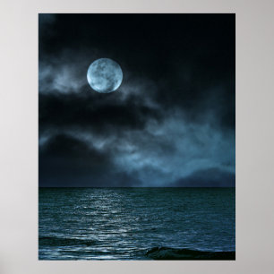 Bewölkter Mondküste bei Nacht Poster
