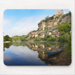 Beynac-und-Cazenac und Dordogne-Fluss mousepad