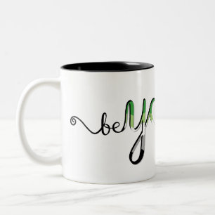 BeYOUtiful Aromantic Aro Pride Flag Lettering Zweifarbige Tasse