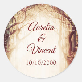 Bezaubernde Waldhochzeit Runder Aufkleber