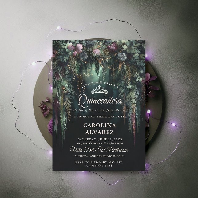 Bezauberndes Forest Arch Fairytale Floral Quinceñe Einladung (enchanted forest quinceanera emerald green mauve purple arch woodland fairy tale faerie invitation)