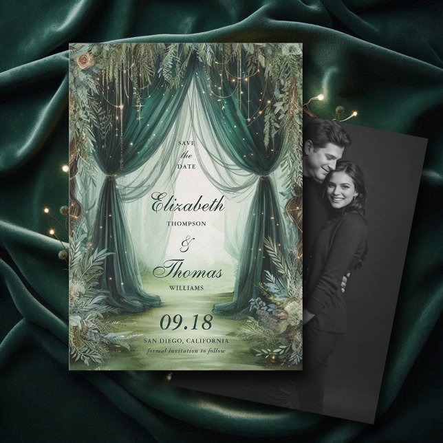 Bezauberndes Forest Moody Calligrafy Foto Hochzeit Save The Date (enchanted forest woodland wedding save the date calligraphy fairy tale elegant moody emerald green)