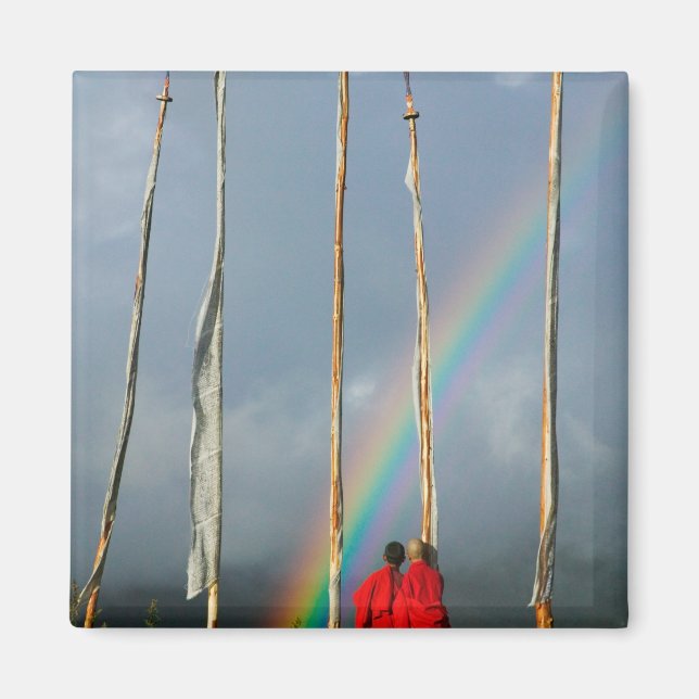 Bhutan, Gangtedorf, Regenbogen über zwei Magnet (Vorne)