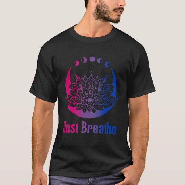 Bi Pride Subtle Bisexual LGBTQ Gay Pride Yoga Moon T-Shirt (Vorderseite)