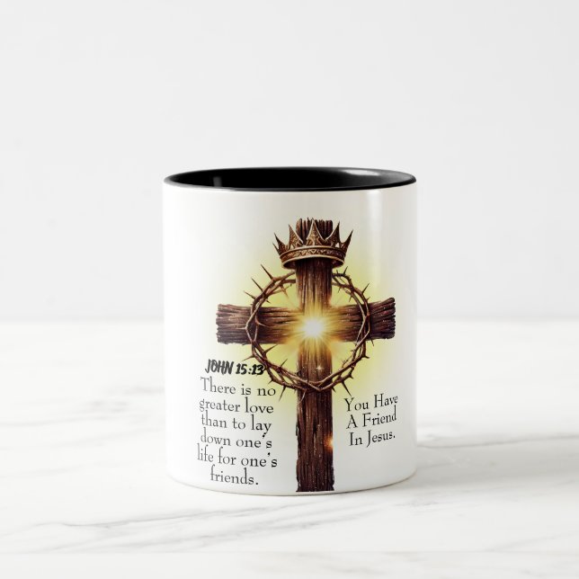 Bibel Verse mit Holzkreuz und Thronkrone Zweifarbige Tasse (Mittel)