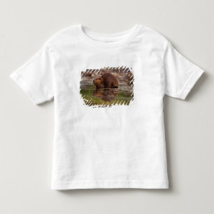 Biber, Castor canadensis, geht schwimmen Kleinkind T-shirt
