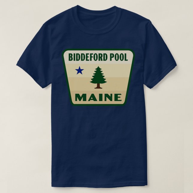 Biddeford Pool Maine Retro Pine Tree Abzeichen Tan T-Shirt (Design vorne)
