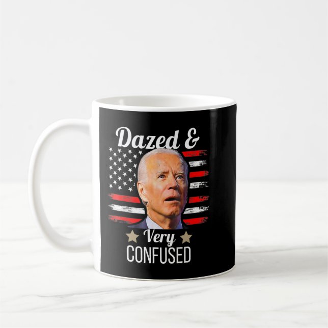 Biden getanzt und sehr verwirrt Tiedye Anti Joe Bi Kaffeetasse (Links)