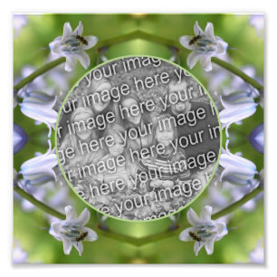 Biene auf Blauglockenblumenrahmen Erstelle dein ei Fotodruck